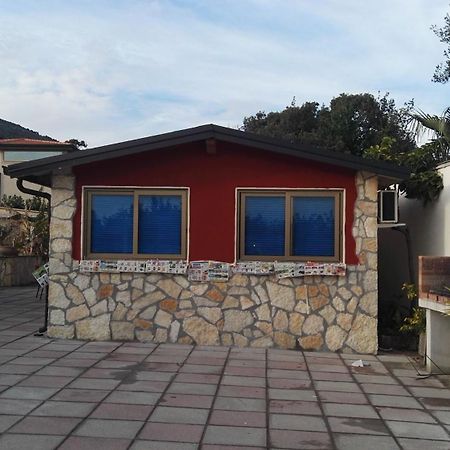 מרינה די קמרוטה Villaggio Romaniello מראה חיצוני תמונה