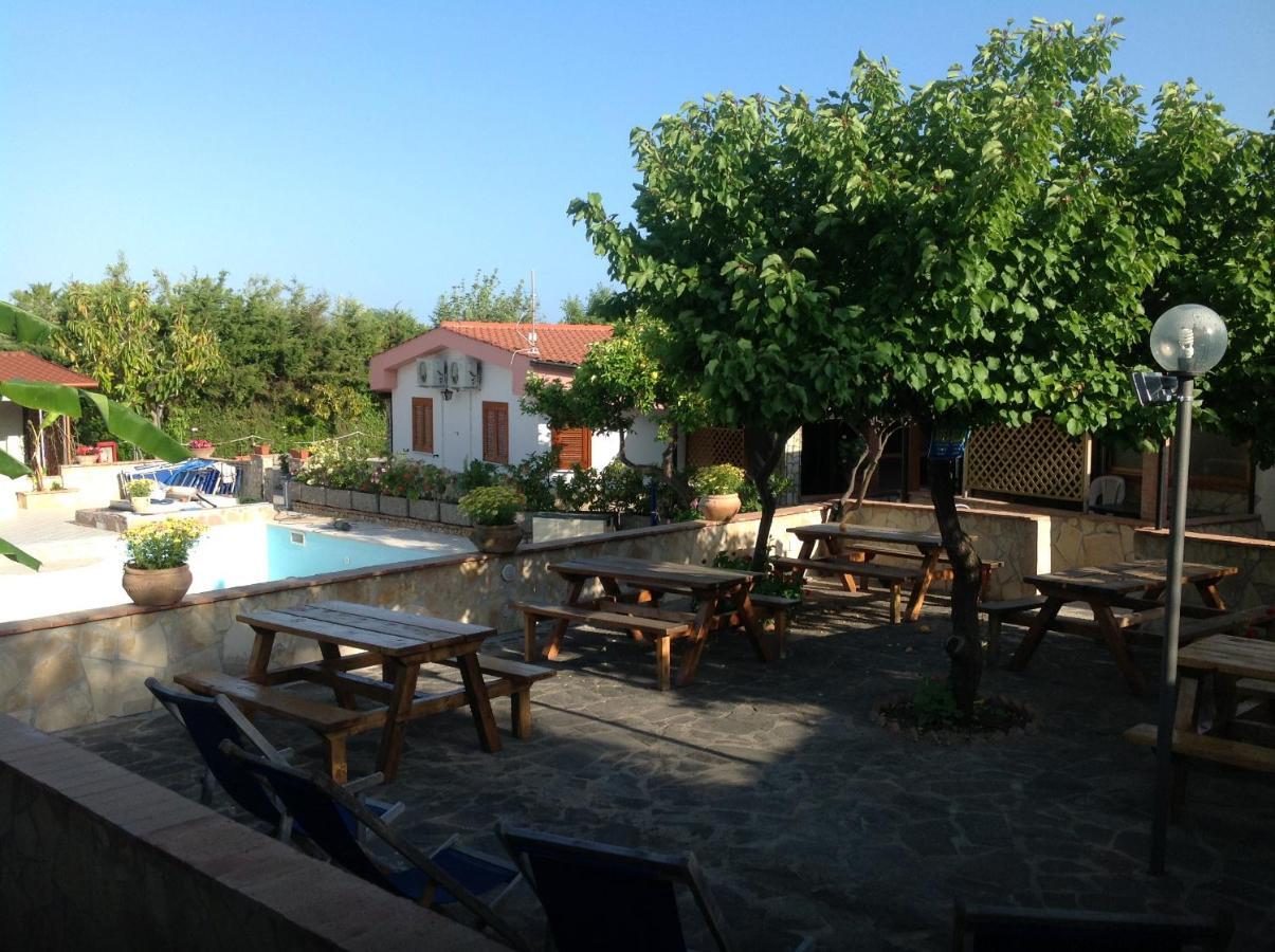 מרינה די קמרוטה Villaggio Romaniello מראה חיצוני תמונה